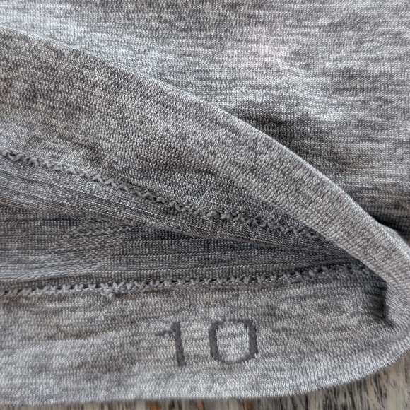 Lululemon Swiftly Tech Cropped Racerback Tank Top 2.0 Gray Women's 10 - Picture 5 of 7